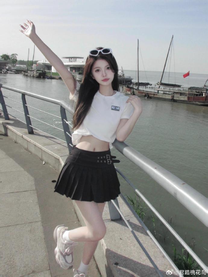 氛围·写真向条漫 第2页