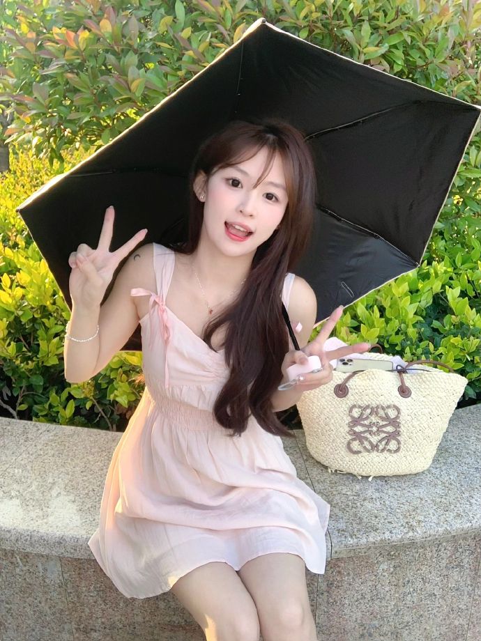暗黑系·写真向条漫 第10页